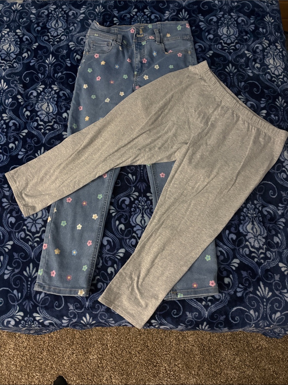 Girls' Floral Denim Jeans and Gray Leggings Set No Boundaries